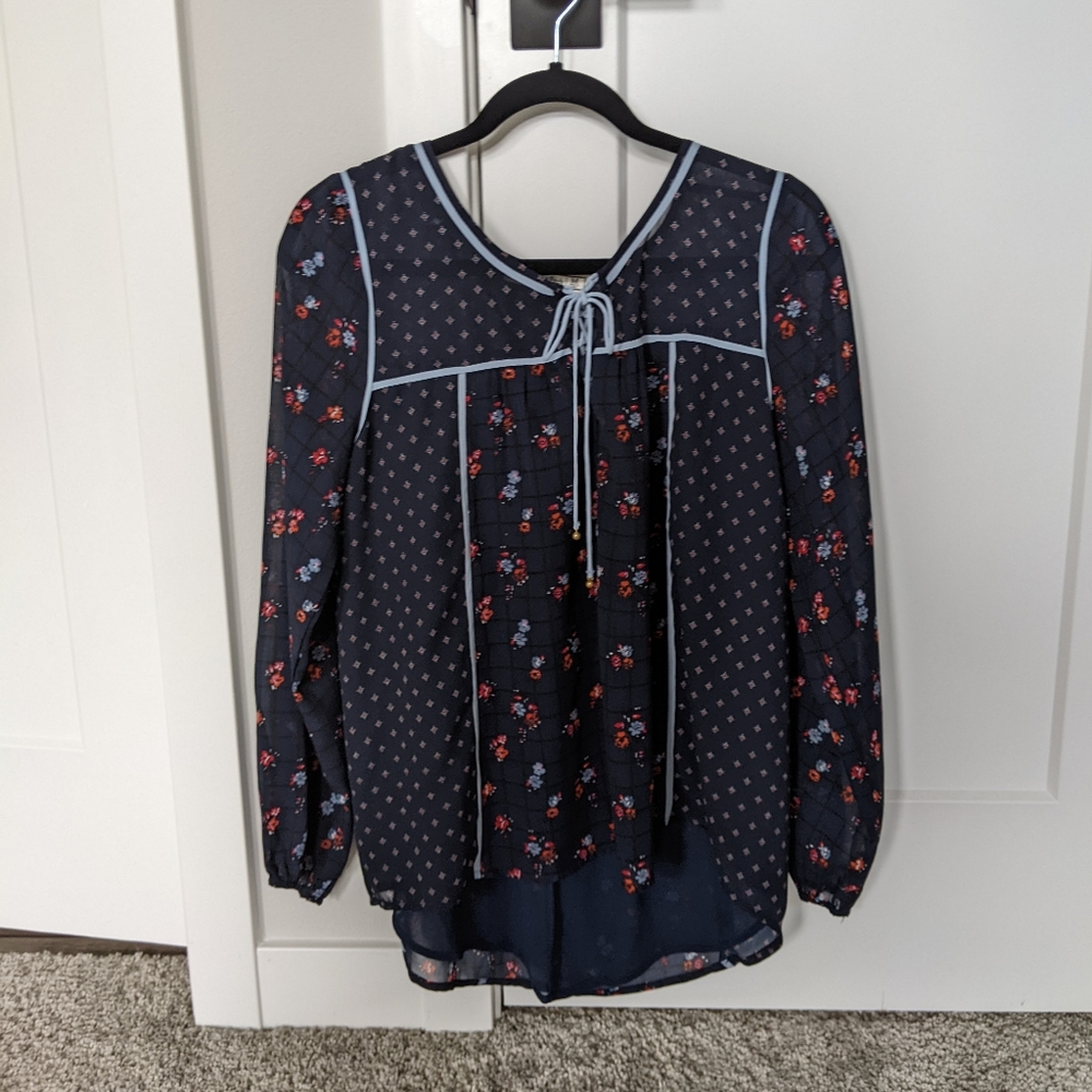 Abercrombie & Fitch Floral Lace-up Blouse in Blue, Size Medium